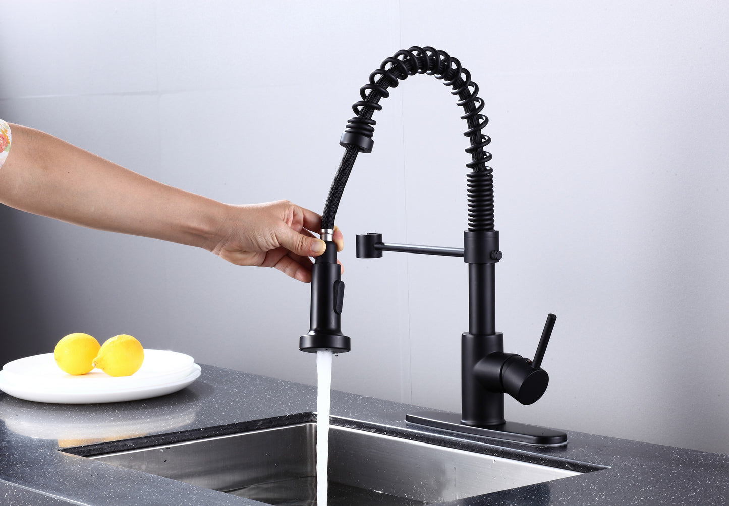 6pcs Box - Pulldown Kitchen Faucet - BRÜDERMAIM Döretz - Matte Black - Lead Free Brass - cUPC Certified - Ceramic Cartridge.