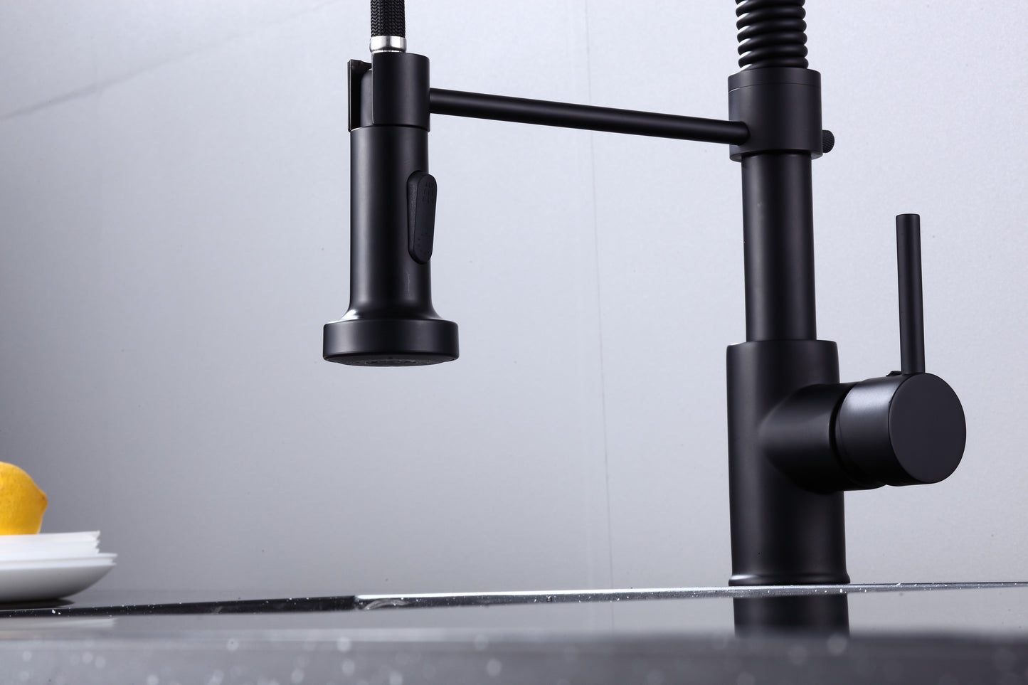 6pcs Box - Pulldown Kitchen Faucet - BRÜDERMAIM Döretz - Matte Black - Lead Free Brass - cUPC Certified - Ceramic Cartridge.
